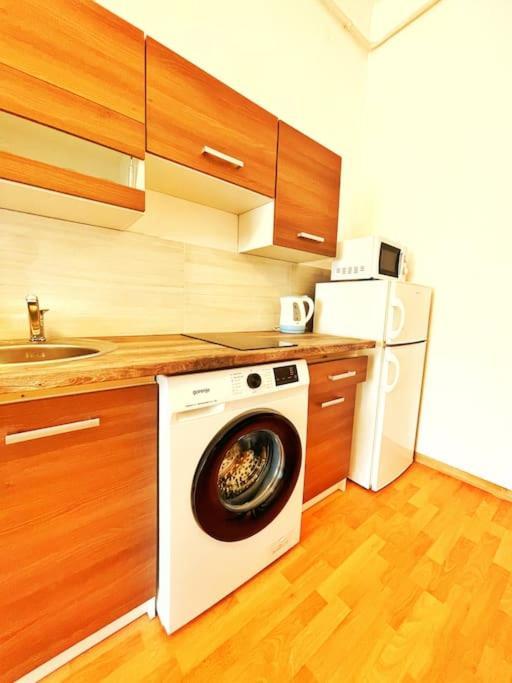 Central Spacious Flat Budapest Bagian luar foto
